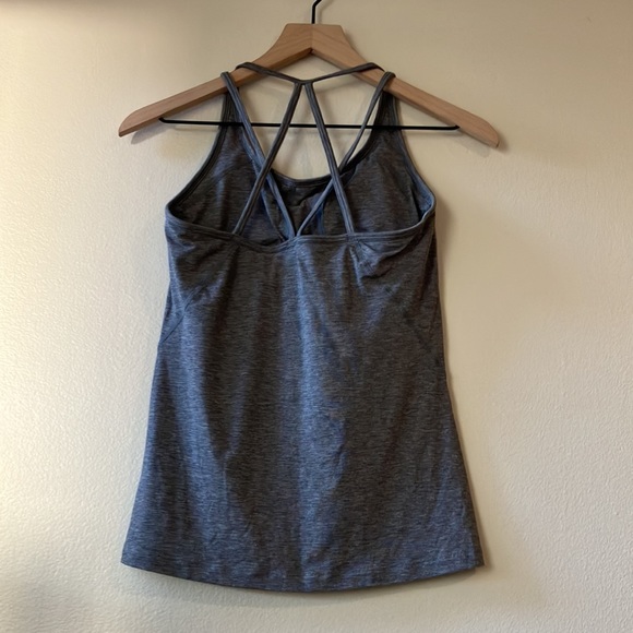 Gap fit tank top - Picture 4 of 4